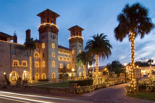 San Augustine Iluminado